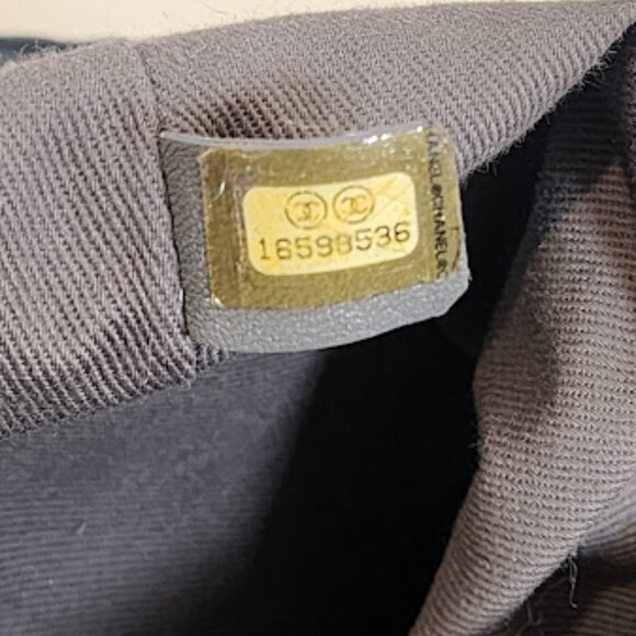 Chanel 2012 Iridescent Relax CC Bowling Bag/Baby duffle. Beautiful - Picture 16 of 16